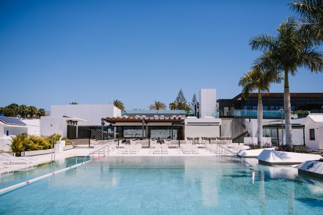 Pool Club Maspalomas Suites & SPA