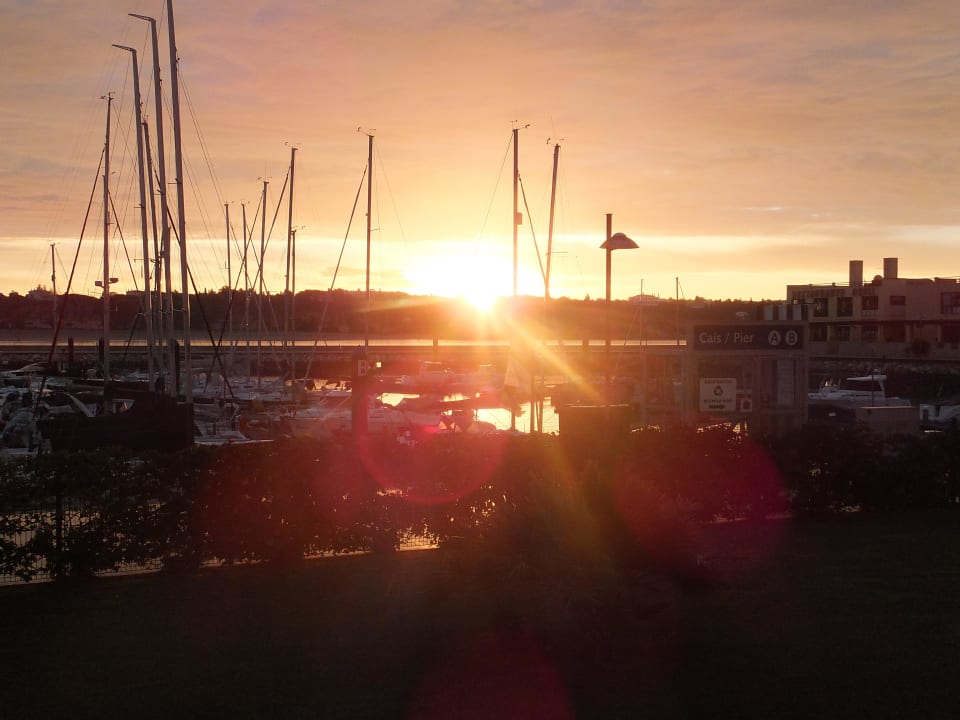 Sonnenaufgang NH Marina Portimão Resort