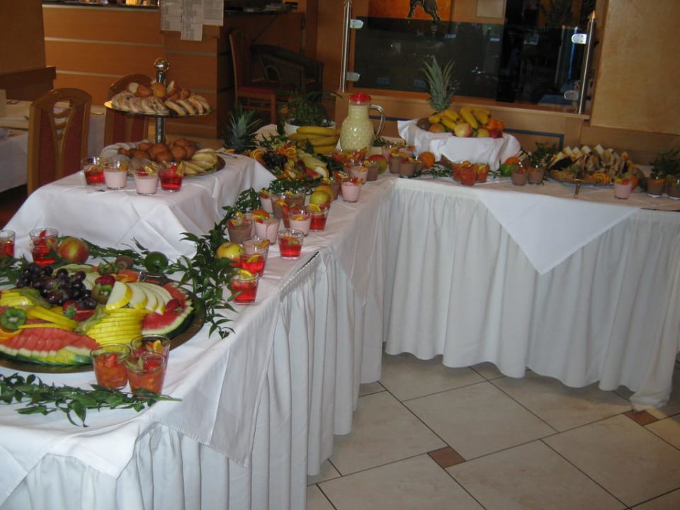 Speisen-Büffet Fair Resort