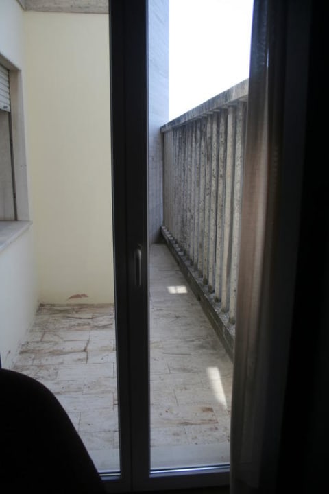 Balkon nach hinten raus Hotel Petit Palais