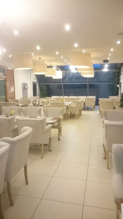 Gastro Hotel Szara Willa