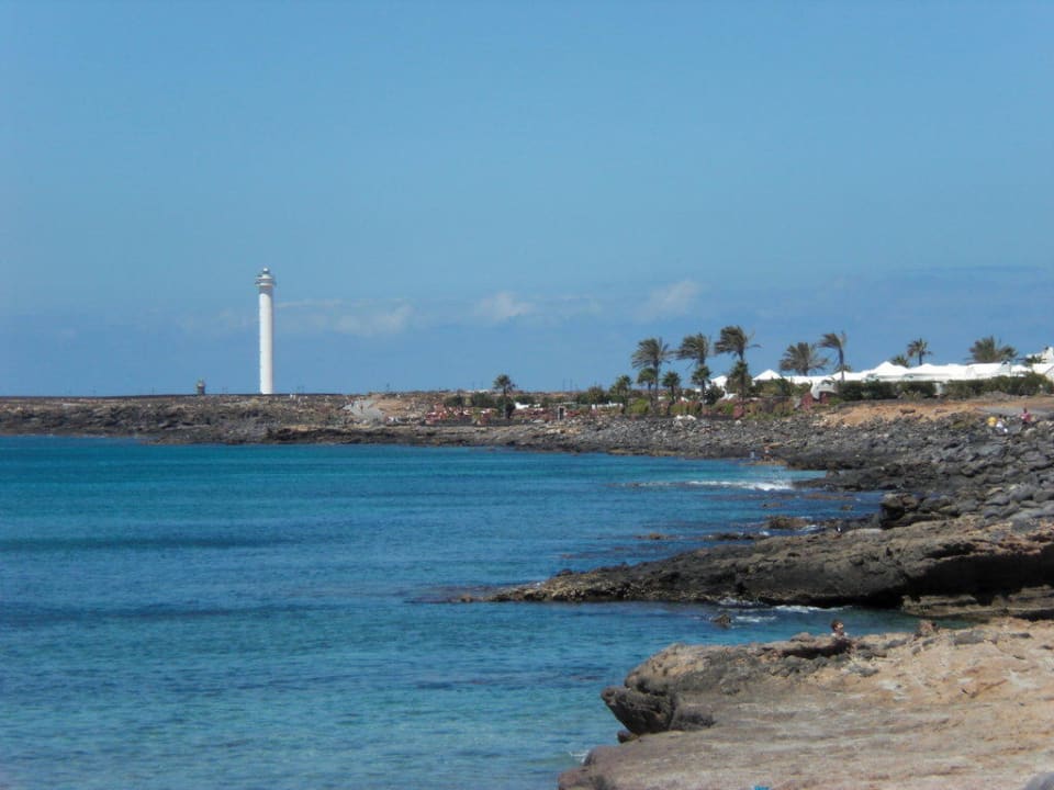 Strandbild mit Leuchtturm SBH Hotel Royal Monica