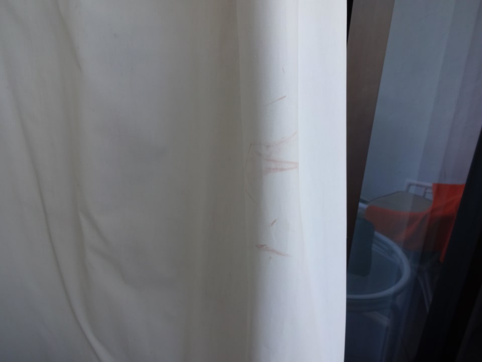 Brudna zasłona Seaside Hotel Palm Beach