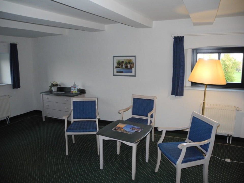 Das freundlich eingerichtete Zimmer 23  Hotel Gutshaus Redewisch