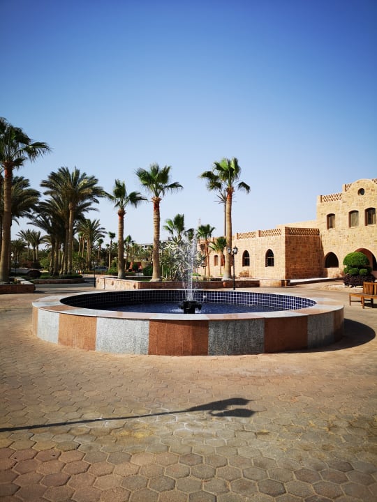 Außenansicht Mövenpick Resort El Quseir