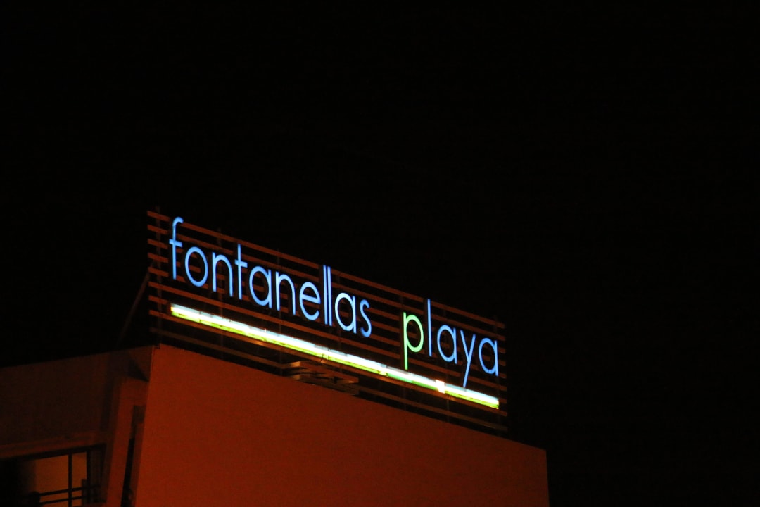 Außenansicht Aparthotel Fontanellas Playa