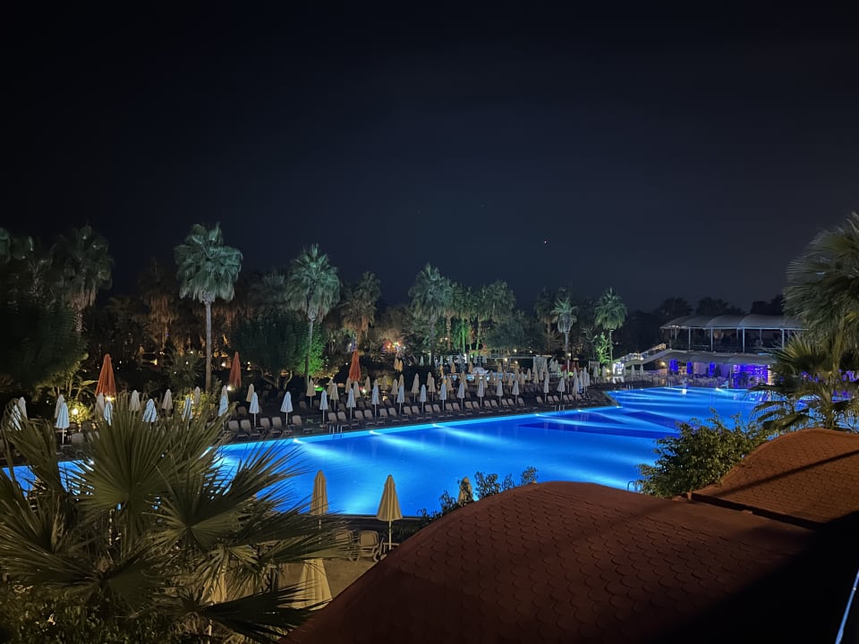 Pool VONRESORT Golden Coast