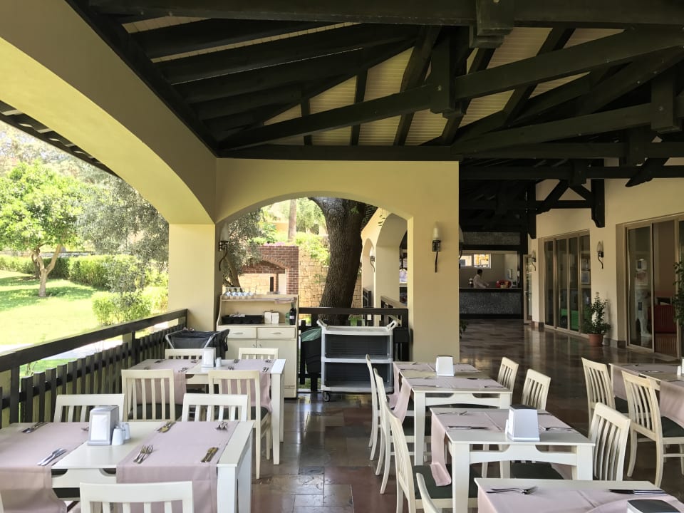 Restaurant Melas Holiday Village