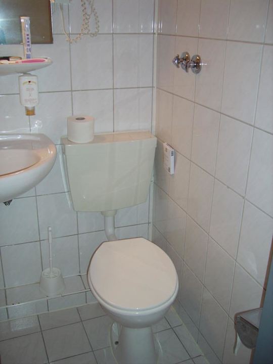 Klein aber sauber Carlton Hotel