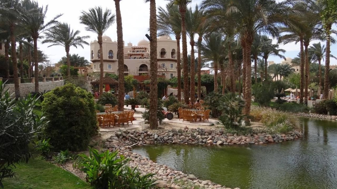 Mit Zoo in der Näge des Strands Makadi Palace