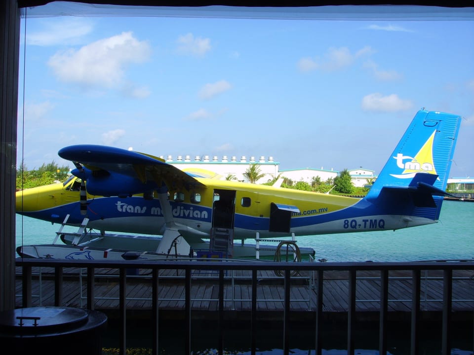 Wasserflugzeug 40 min bis Kuredu Kuredu Island Resort & Spa