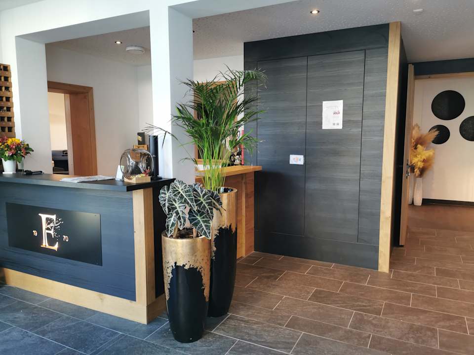 Lobby Familien- & Wanderhotel Erika