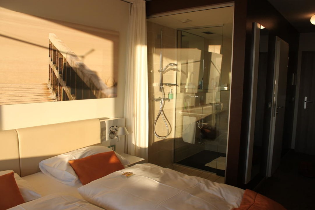 Badezimmer - Bad mit blickdichtem Vorhang! Strandgut Resort