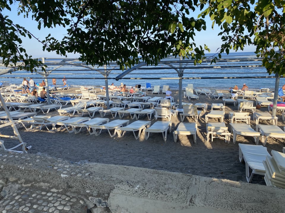 Strand Armas Gül Beach