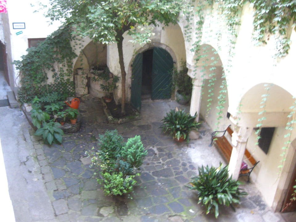 Innenhof Gästehaus Einzinger