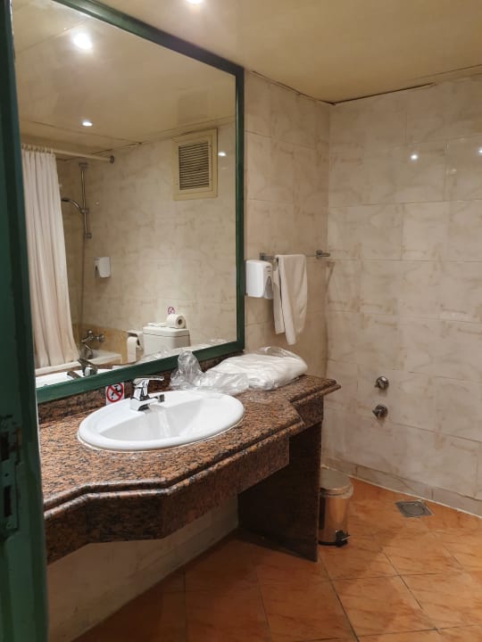 Zimmer Arabia Azur Resort