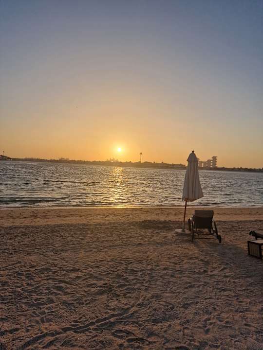 Strand Rixos The Palm Hotel & Suites