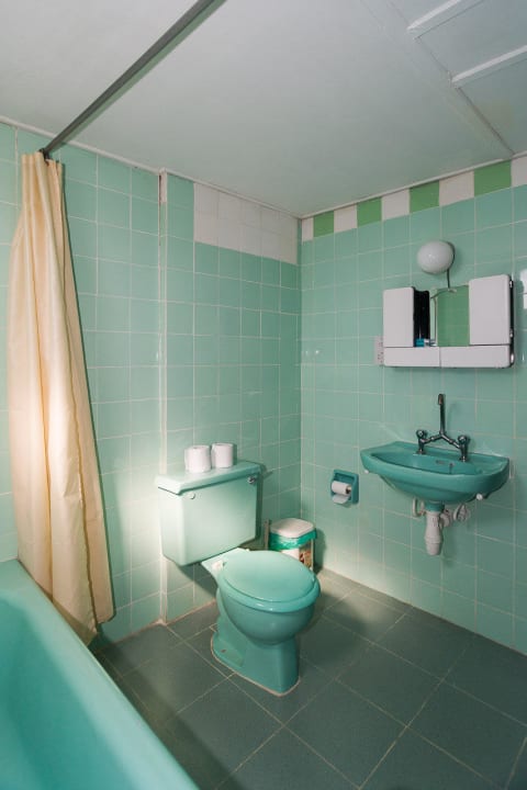 Bathroom W.C Marion Hotel