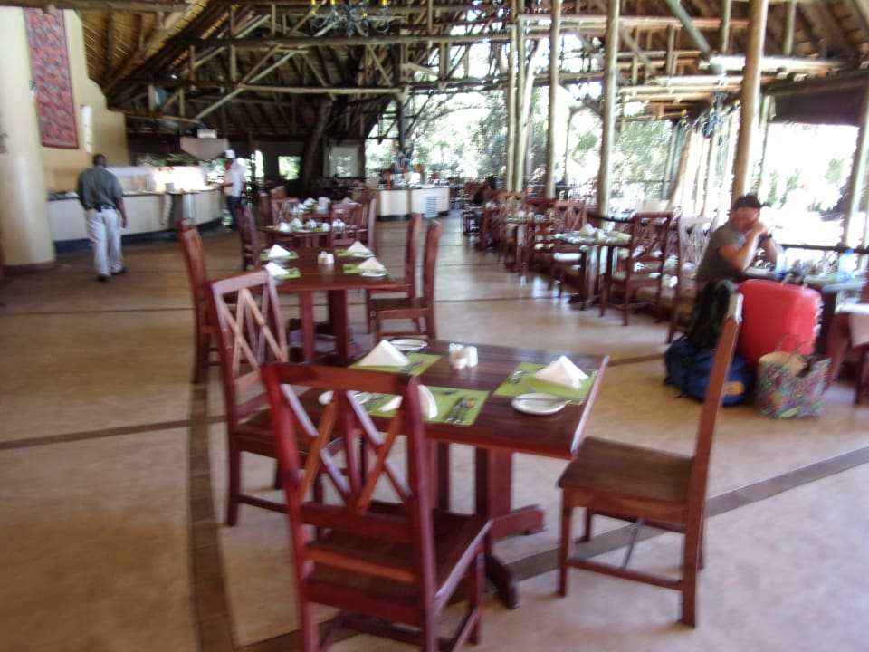 Gastro Hotel Chobe Safari Lodge