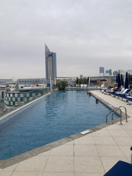 Pool Avani Plus Palm View Dubai Hotel & Suites