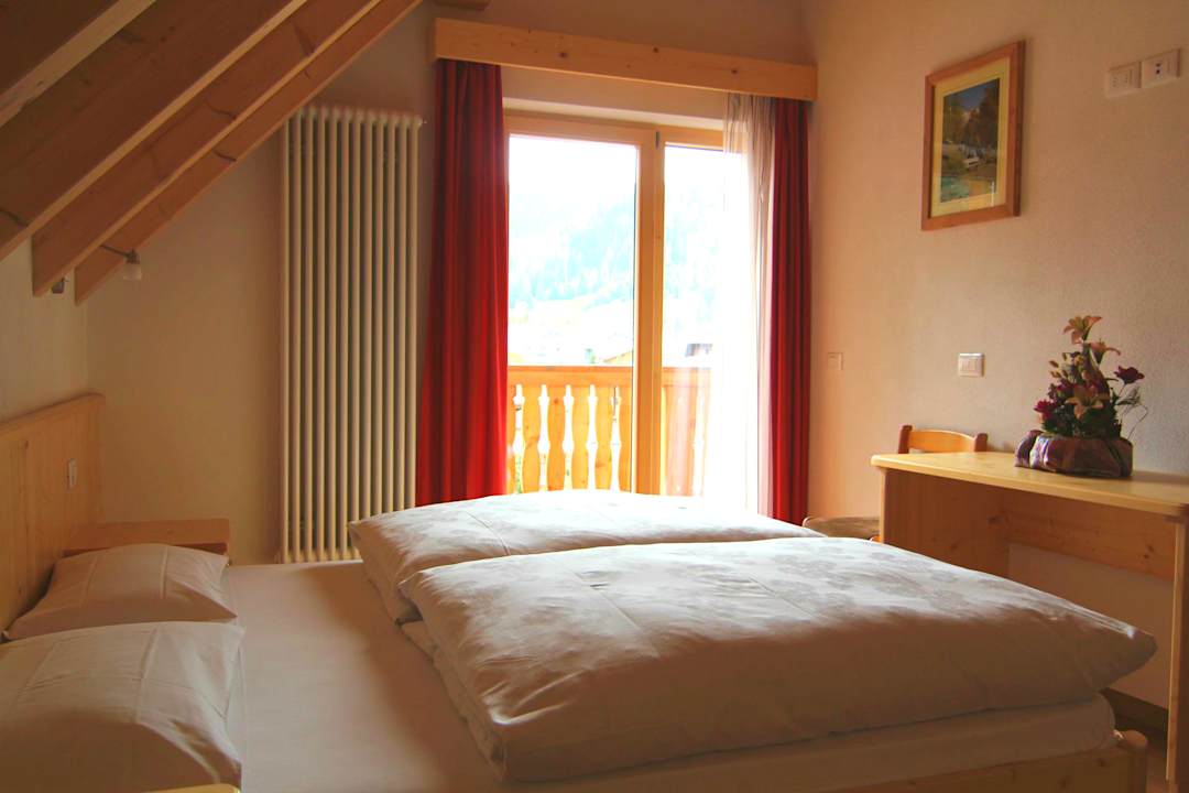 Zimmer La Montanara Apartments