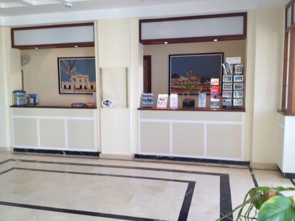 Lobby Grupotel Club Menorca