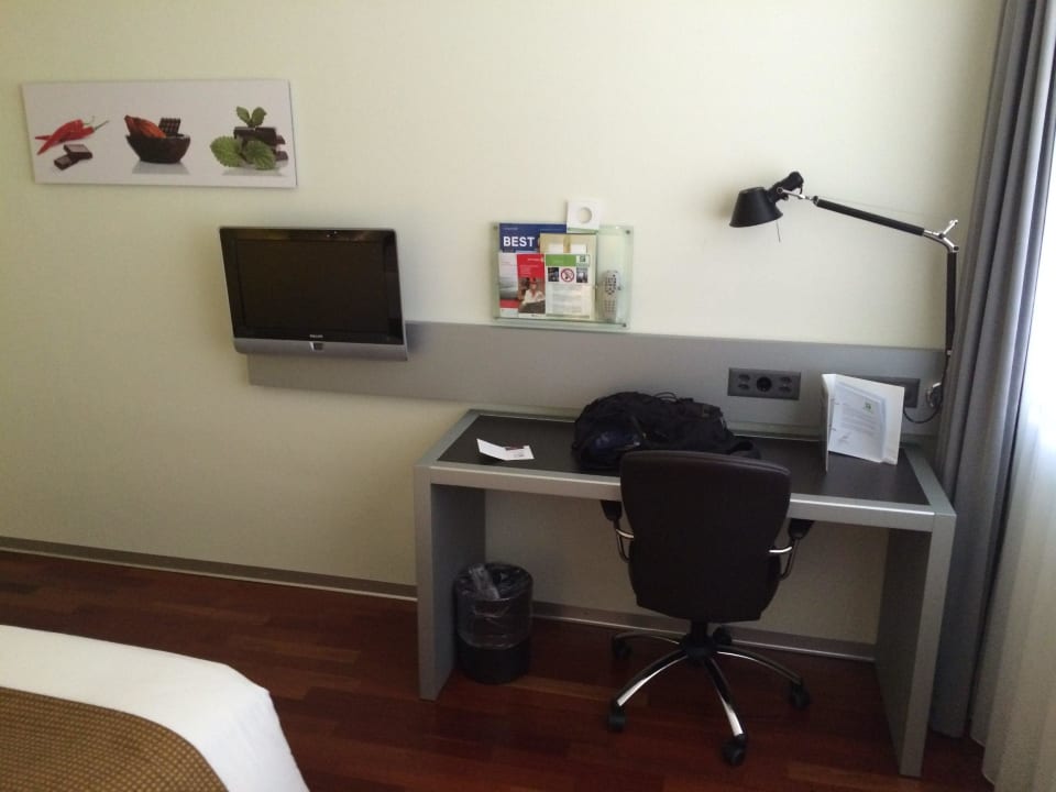 Schreibtisch Holiday Inn Bern - Westside