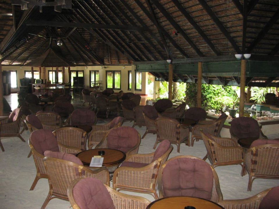 die Bar (Innenbereich) Summer Island Maldives