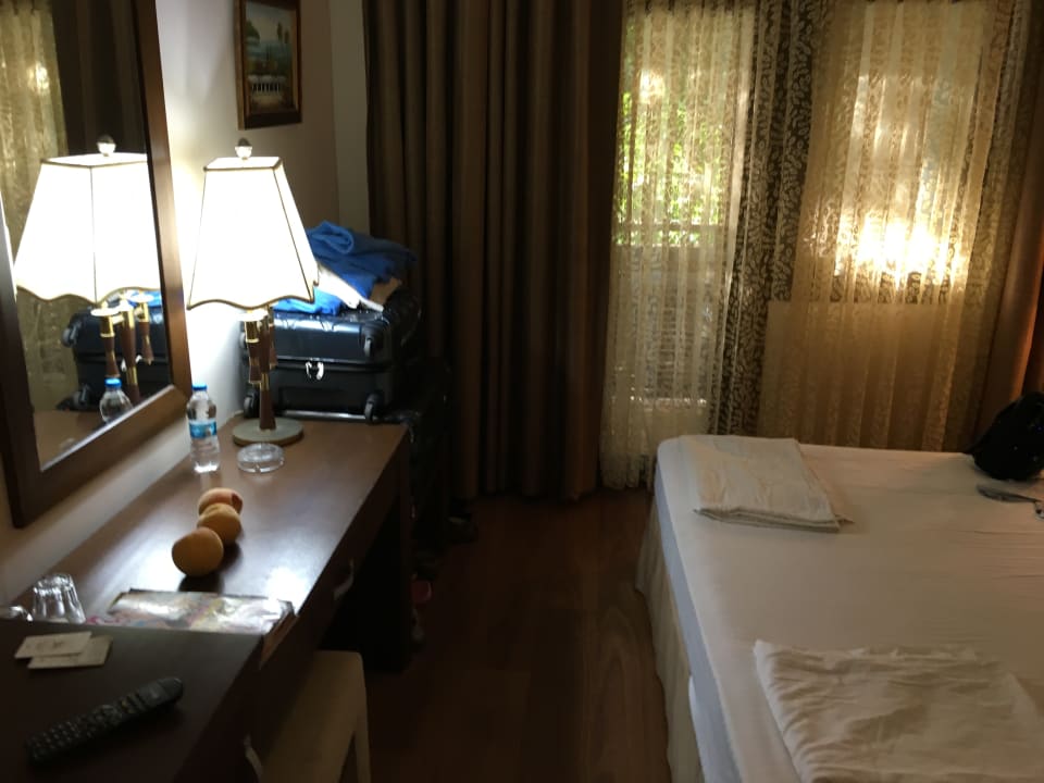 Zimmer Latanya Park Resort