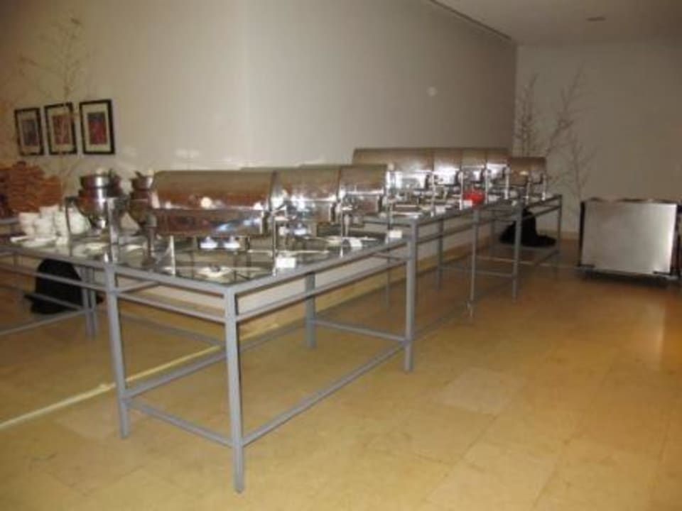 Buffet - Gilgamesh Hotel Kempinski Ishtar Dead Sea
