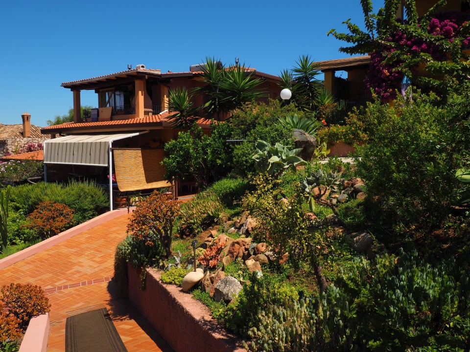 - Appartamenti Caffarena