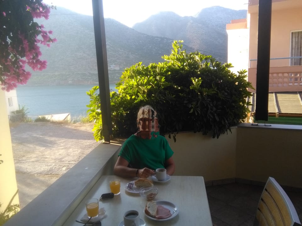 Gastro Troulis Apart-Hotel