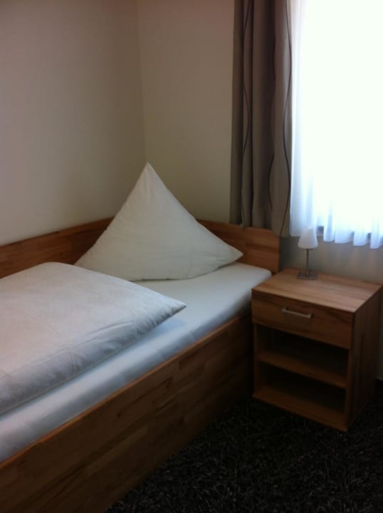 Einzelzimmer Bett Landgasthof Dorschner