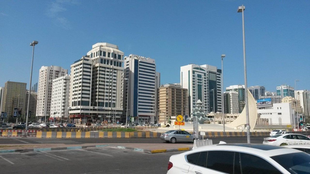 Ausblick zur Stadt Le Meridien Abu Dhabi Resort