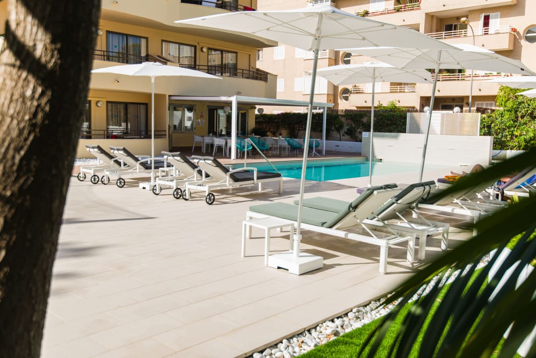 Außenansicht Flacalco Hotel & Apartments