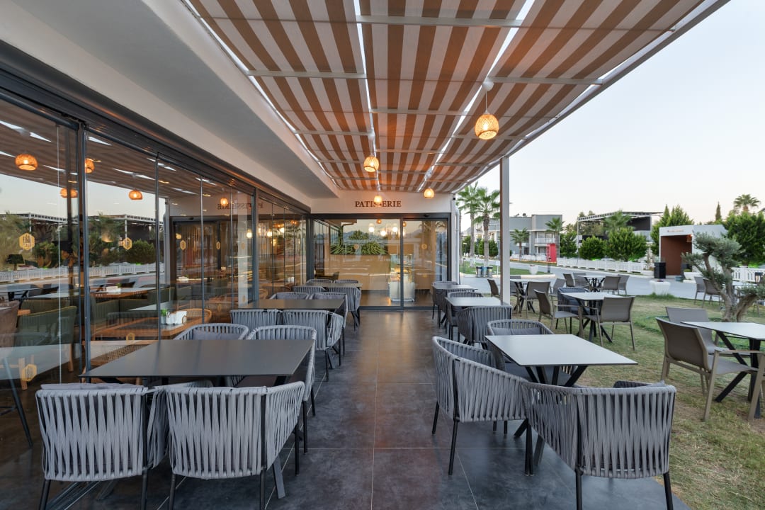 Gastro Hotella Resort & Spa