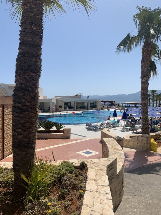 Pool Grand Hotel Holiday Resort