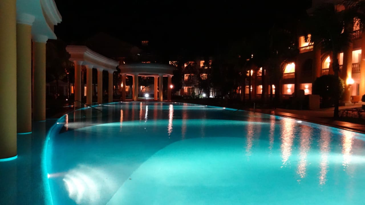 Ruhepool - Nachtstimmung JOIA Paraiso by Iberostar