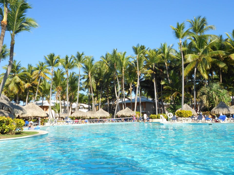 Pool in Strandnähe Hotel Grand Palladium Palace Resort, Spa & Casino