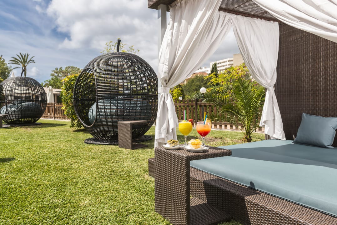 Pool Sallés Hotel Marina Portals