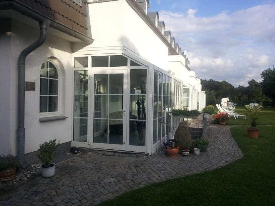 Südseite Hotel Ostseeresidenz Gendarm