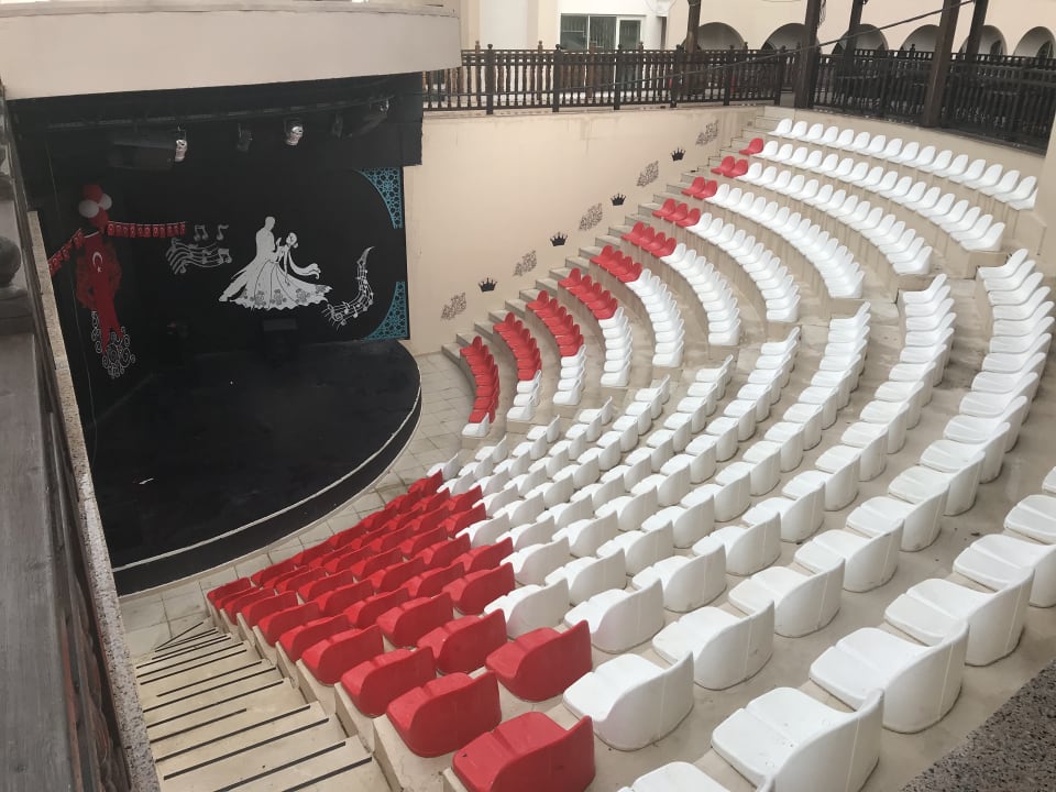 Sport & Freizeit Well Palace Side