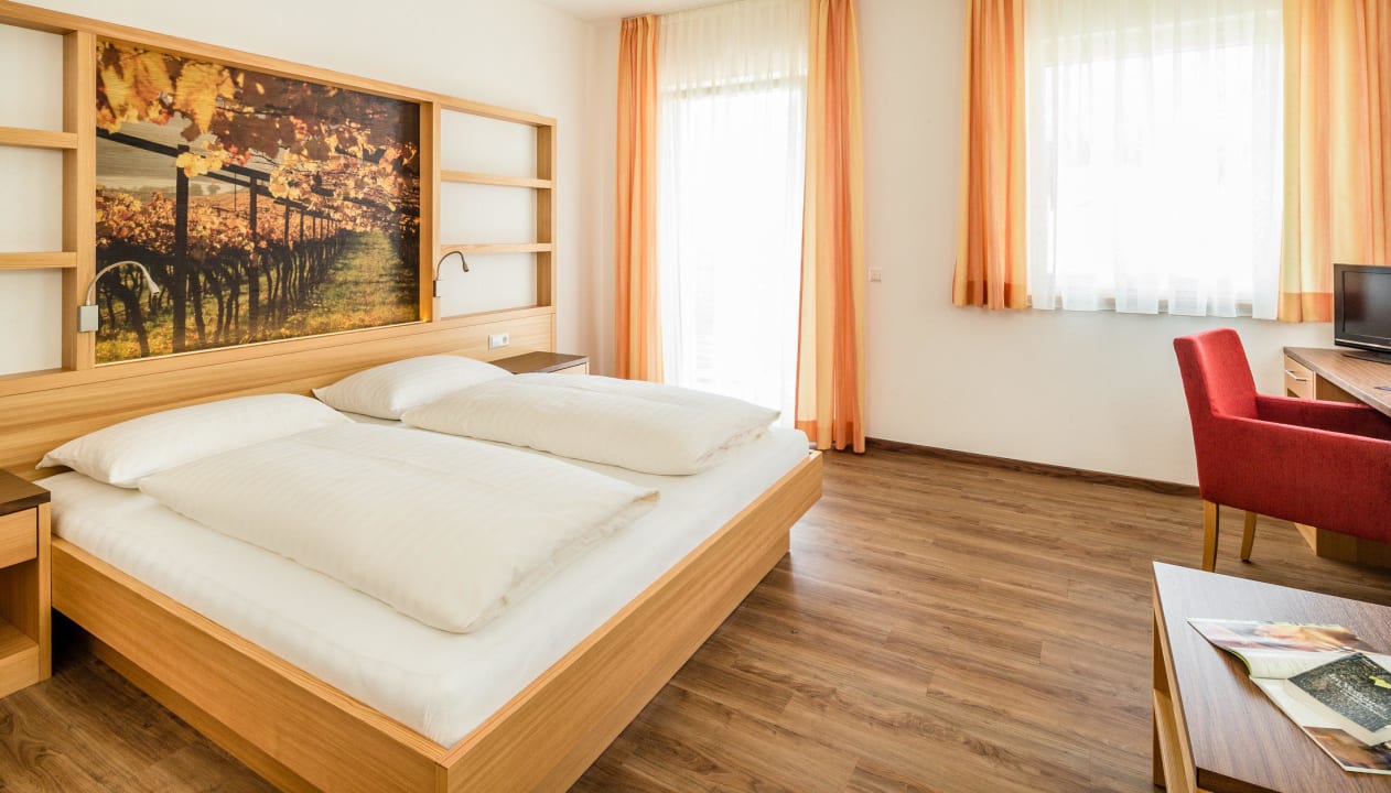 Neues Komfort Doppelzimmer "Weinberg" Gasthof Hotel Terzer