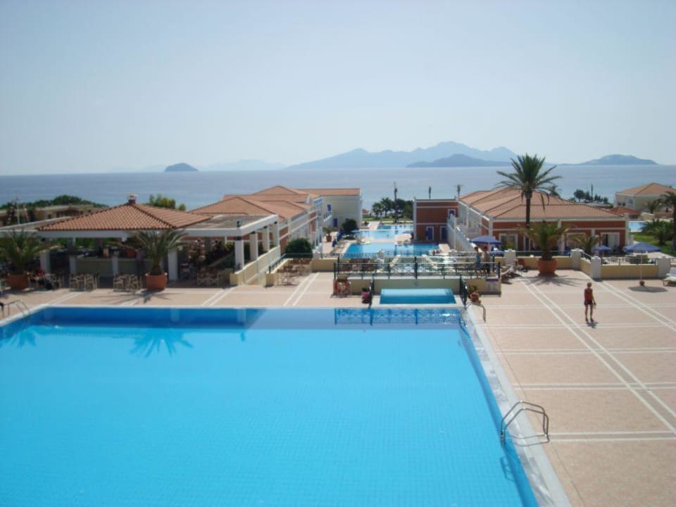 Hauptpool Porto Bello Royal