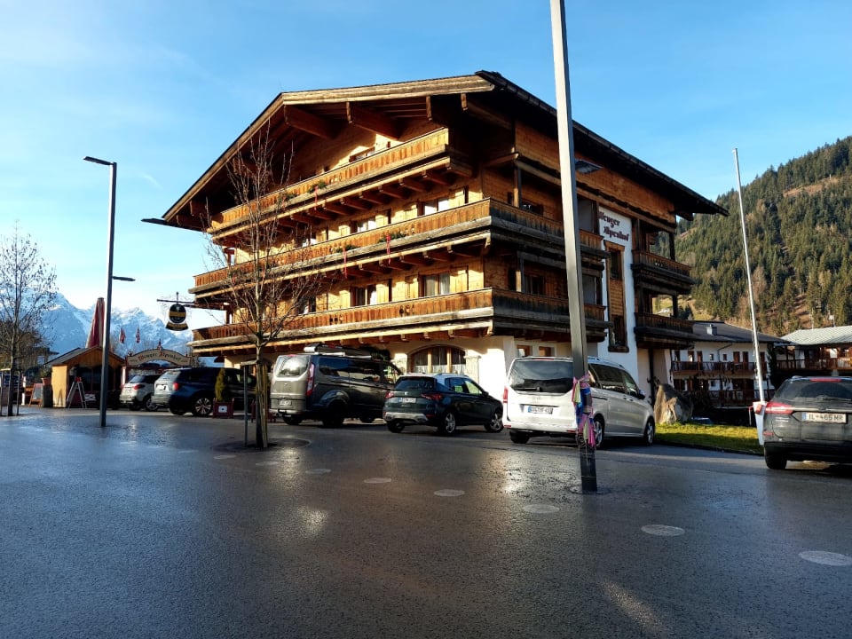 Außenansicht Wenger Alpenhof