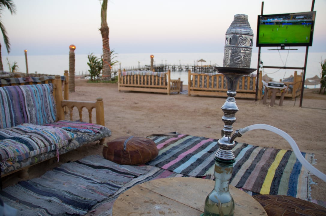 Shisha-Bar am Strand Fantazia Resort Marsa Alam