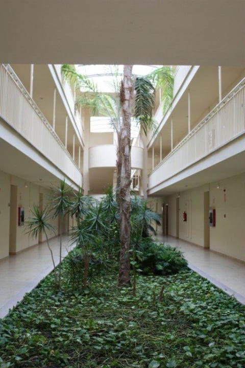 Blick in den Flur Zafiro Mallorca