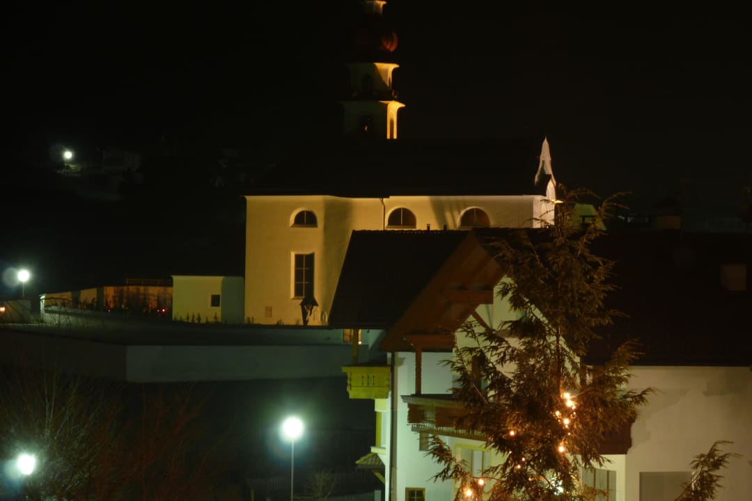Blick nachts vom Hotelbalkon Hotel Reichegger