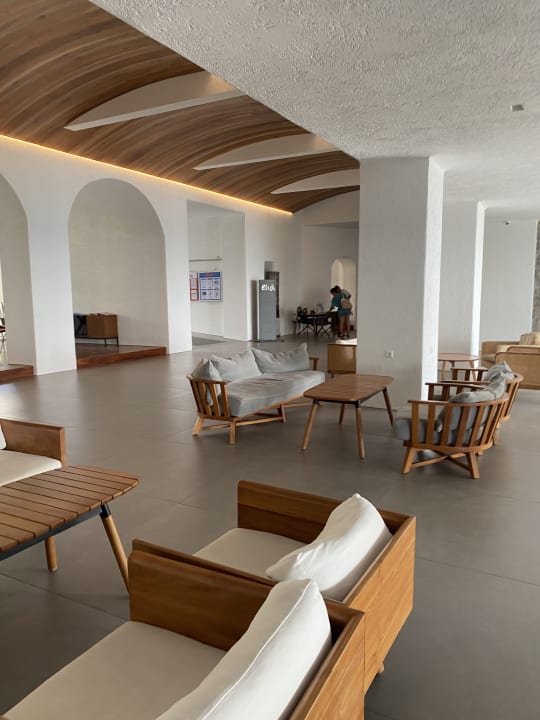 Lobby Hotel Petra Mare