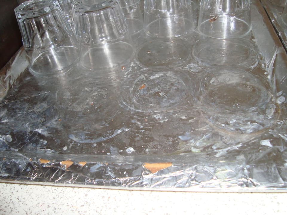 Ein sauberes Glas? Aska Bayview Resort